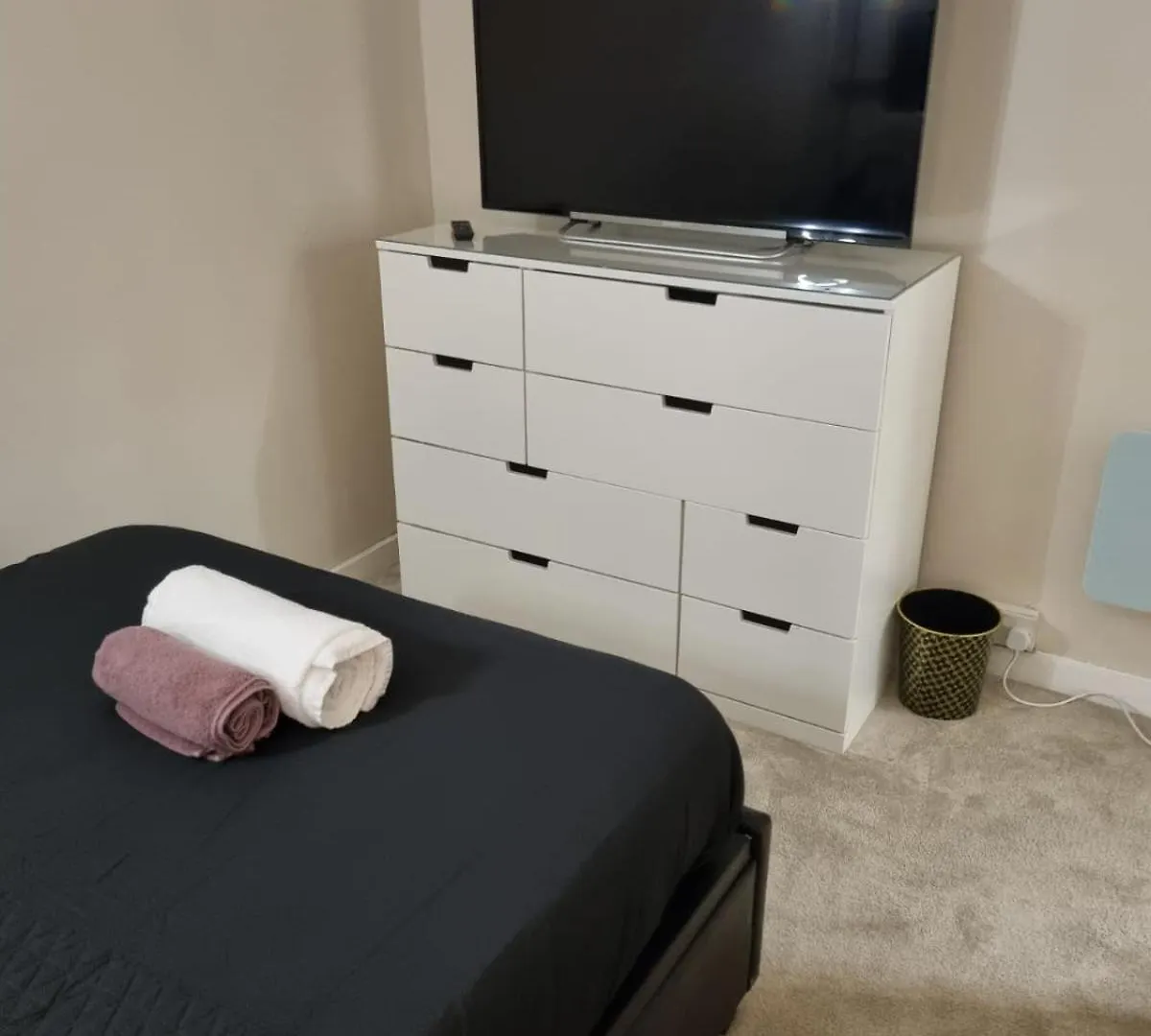 Stylish London Apartment & Free Parking