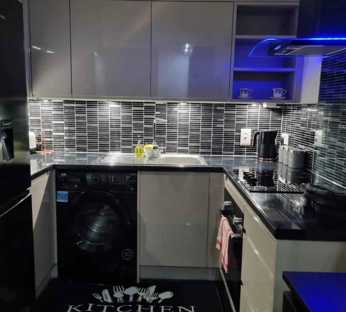 Stylish London Apartment & Free Parking 0*,