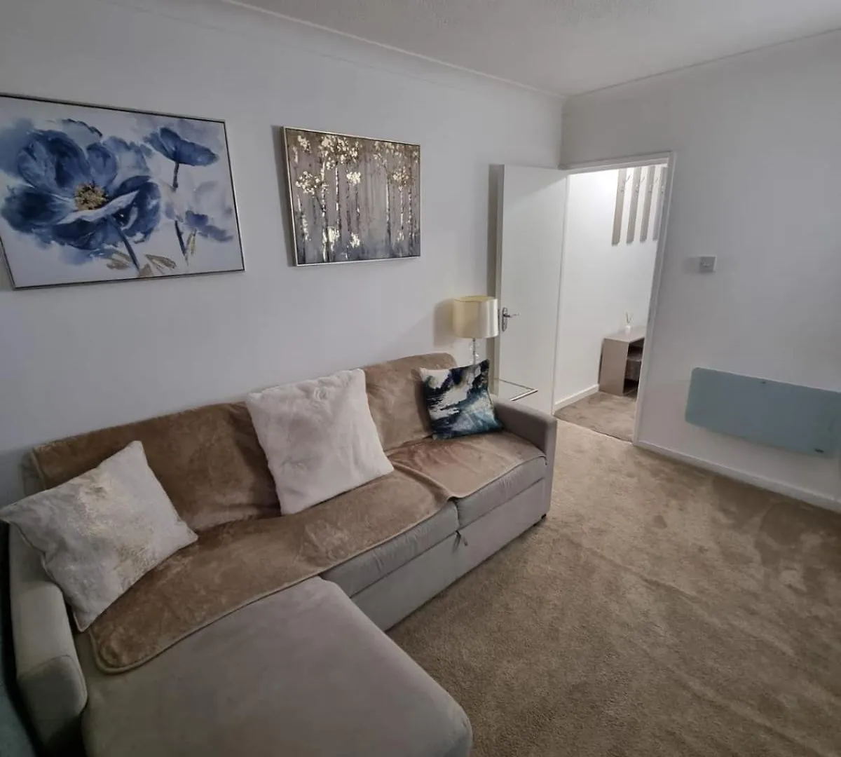 Stylish London Apartment & Free Parking 0*,